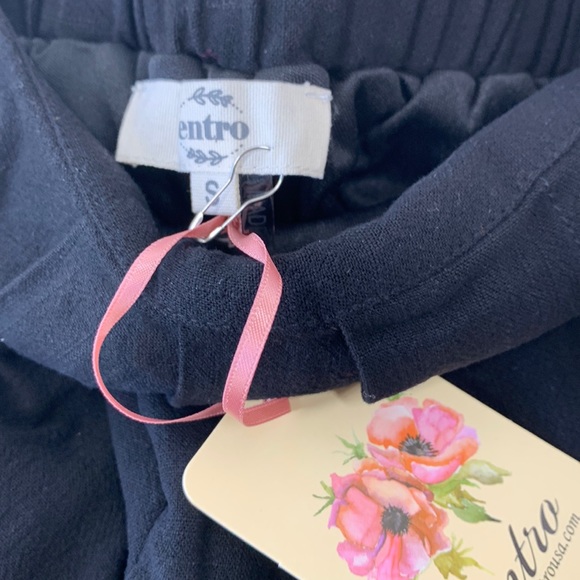 NWT ENTRO Black wrap skort skirt w/ shorts style Sz Small -has pockets!! - Picture 5 of 10